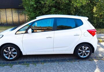 Hyundai ix20 48.000 km 8.400 &euro; Oberhausen 46147