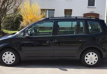 VW Touran 166.000 km 9.450 &euro; Bochum 44801