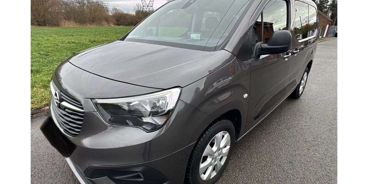 Opel Combo 68.000 km 20.740 &euro; Oberhausen 46149