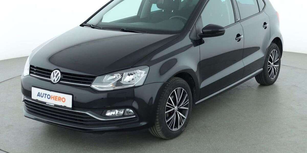 VW Polo 82.221 km 9.570 &euro; Essen 45141