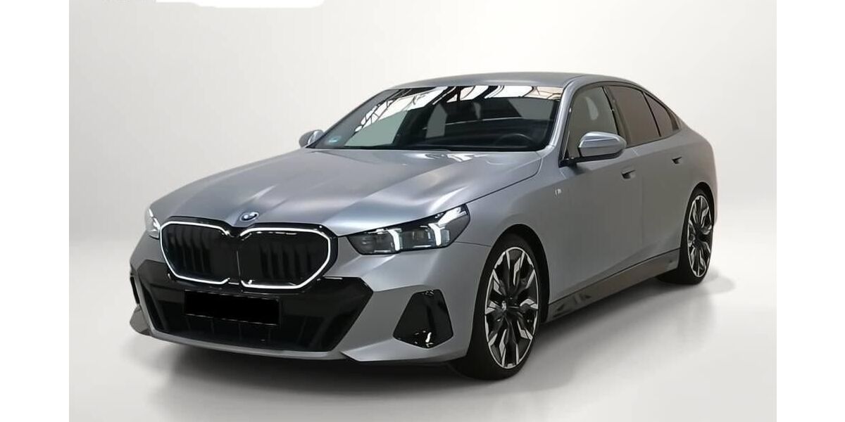 BMW 540 56.679 km 63.436 &euro; Hagen 58091