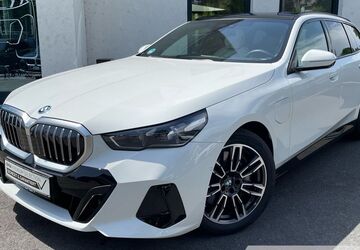 BMW 550 12.327 km 66.880 &euro; Essen 45134