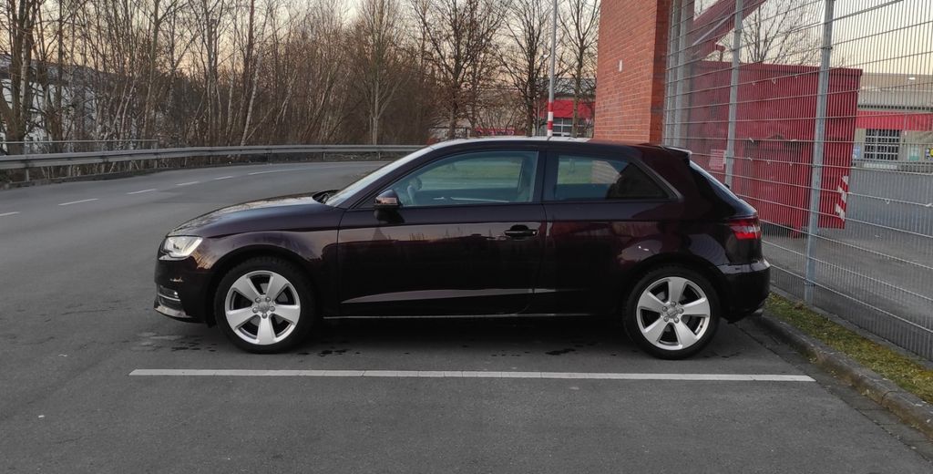 Audi A3 220.500 km 7.900 &euro; Dortmund 44379