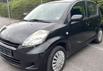 Daihatsu Sirion 177.000 km 2.650 &euro; Wuppertal 42389