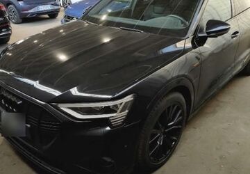 Audi e-tron 39.998 km 36.875 &euro; Hagen 58091