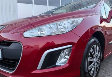 Peugeot 308 290.723 km 2.980 &euro; Hagen 58135