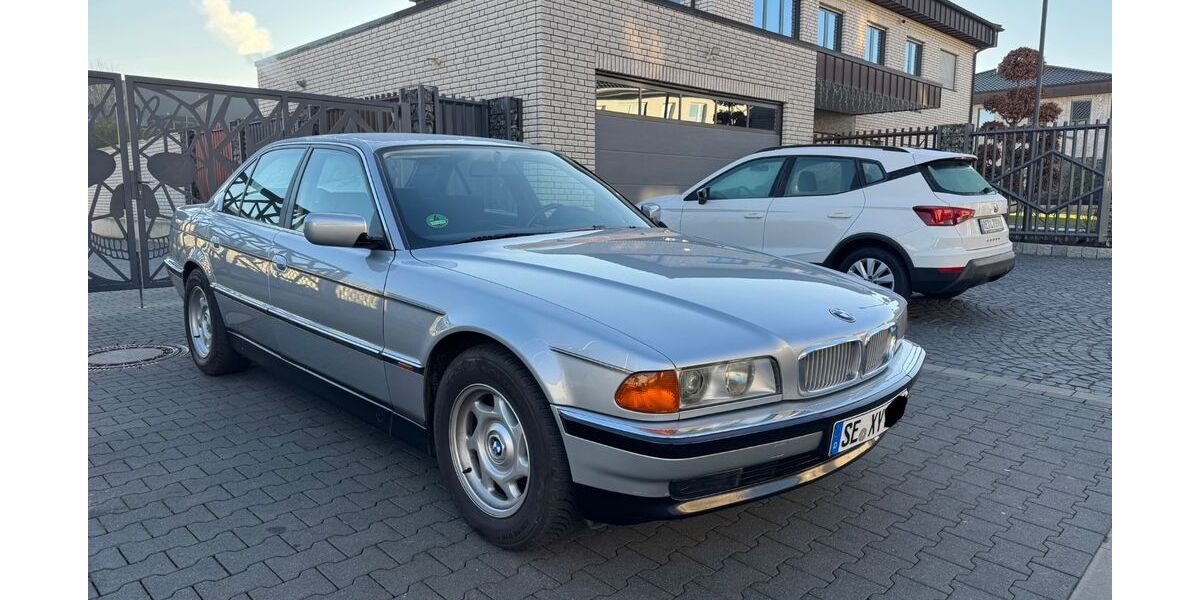 BMW 728 229.000 km 7.990 &euro; Castrop-Rauxel 44575
