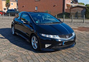 Honda Civic 148.786 km 6.950 &euro; Dortmund 44359