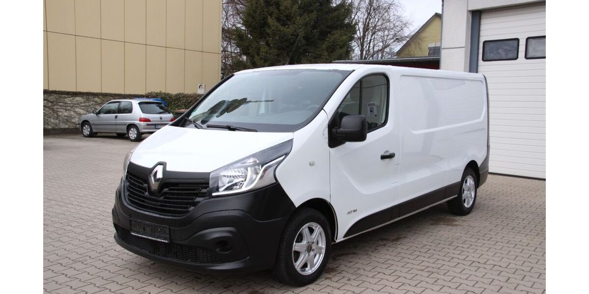 Renault Trafic 144.600 km 9.900 &euro; Velbert 42549