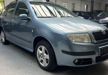Skoda Fabia 126.000 km 1.400 &euro; Velbert 42551