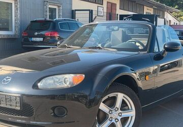Mazda MX-5 71.366 km 7.000 &euro; Gelsenkirchen 45884