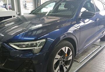 Audi e-tron 21.762 km 38.085 &euro; Hagen 58091