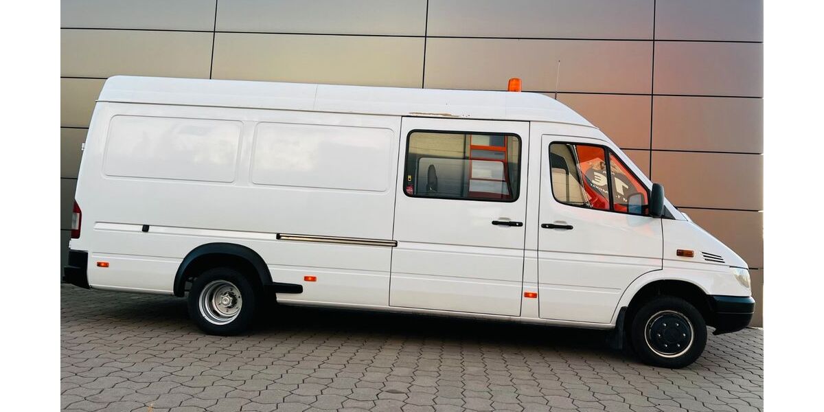Mercedes-Benz Sprinter 139.500 km 11.900 &euro; Bottrop 46242