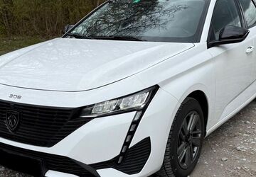 Peugeot 308 26.650 km 15.750 &euro; Essen 45239