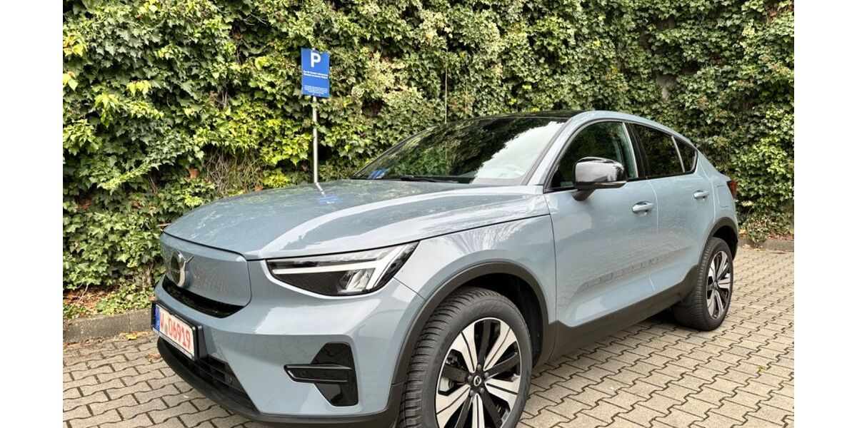 Volvo C40 50.000 km 25.490 &euro; Wuppertal 42281