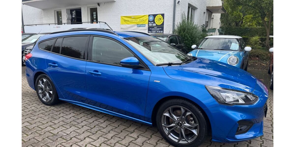 Ford Focus 33.000 km 16.999 &euro; Dortmund 44265