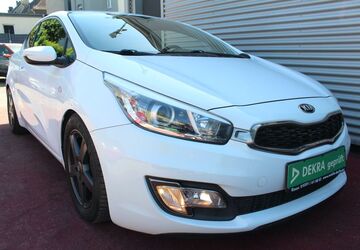 Kia ceed / Ceed 99.911 km 7.982 &euro; Essen 45326