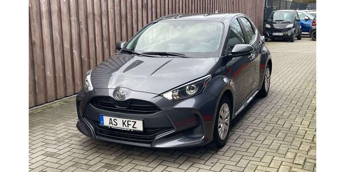 Toyota Yaris 62.687 km 12.990 &euro; Castrop-Rauxel 44579