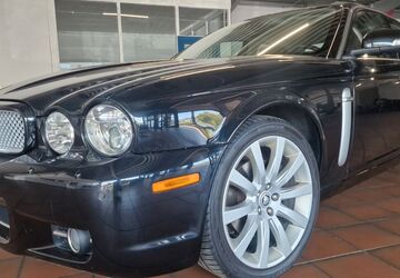 Jaguar XJ8 181.320 km 19.900 &euro; Gelsenkirchen 45884