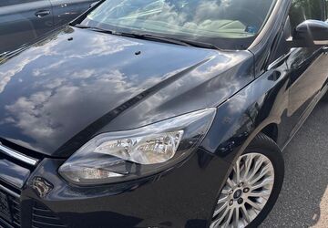 Ford Focus 95.000 km 6.900 &euro; ESSEN 45326