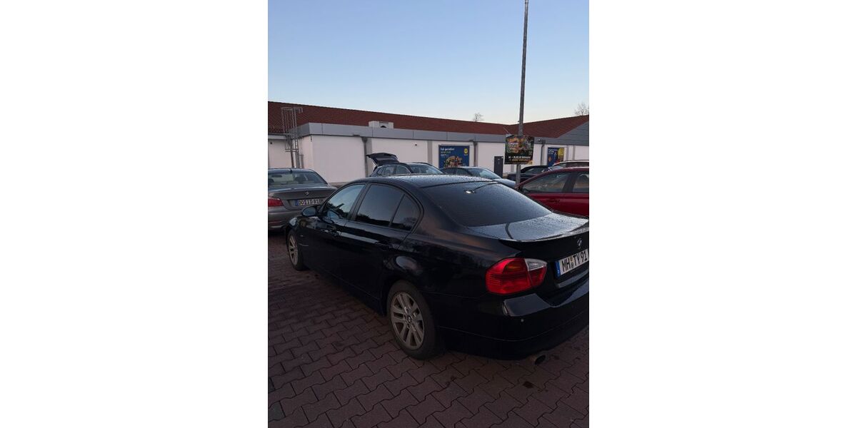 BMW 318 186.000 km 2.200 &euro; mülheim an der ruhr 45468