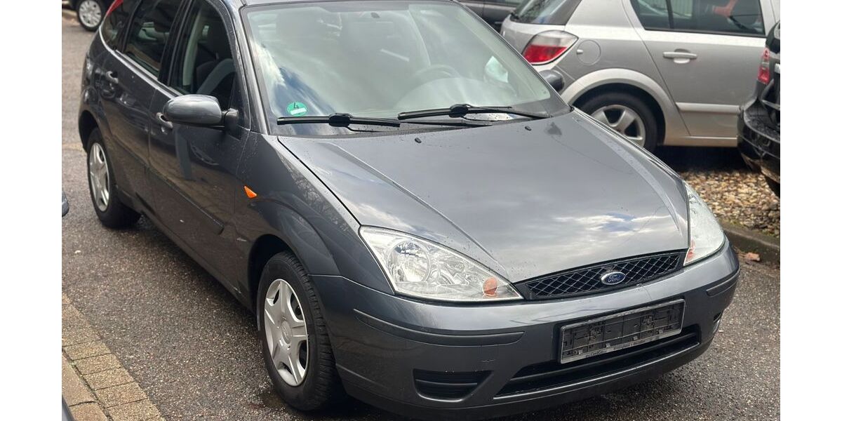 Ford Focus 87.000 km 2.299 &euro; Essen 45326