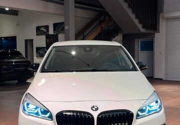 BMW 216 Active Tourer 88.000 km 14.900 &euro; Gelsenkirchen 45888