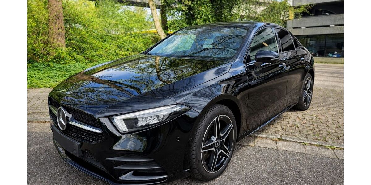 Mercedes-Benz A 250 96.932 km 22.200 &euro; Essen 45276