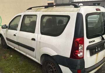 Dacia Logan 220.000 km 300 &euro; wuppertal 42113