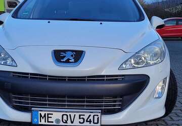 Peugeot 308 96.000 km 6.800 &euro; Velbert 42551