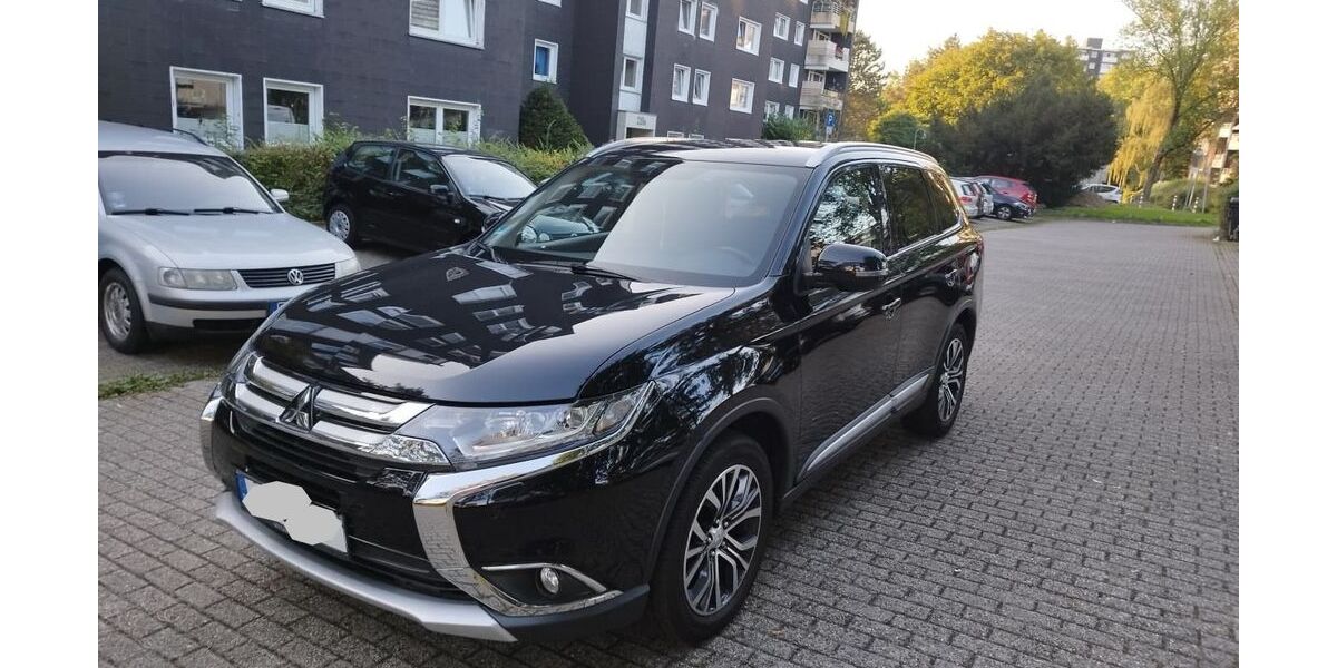 Mitsubishi Outlander 142.380 km 15.600 &euro; Essen 45277