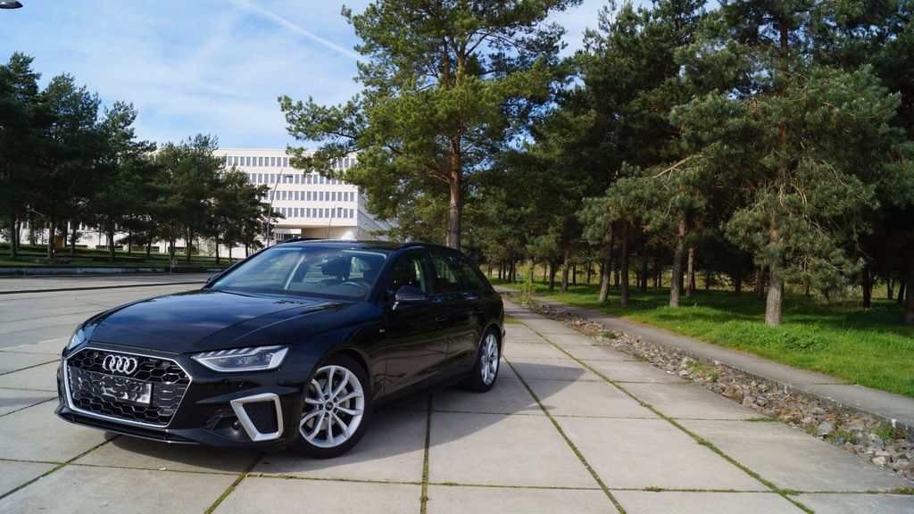 Audi A4 63.000 km 27.900 &euro; Dortmund 44269
