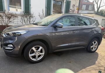 Hyundai TUCSON 72.000 km 18.100 &euro; Wuppertal 42283