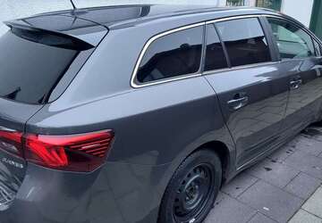 Toyota Avensis 139.977 km 14.970 &euro; Gladbeck 45966