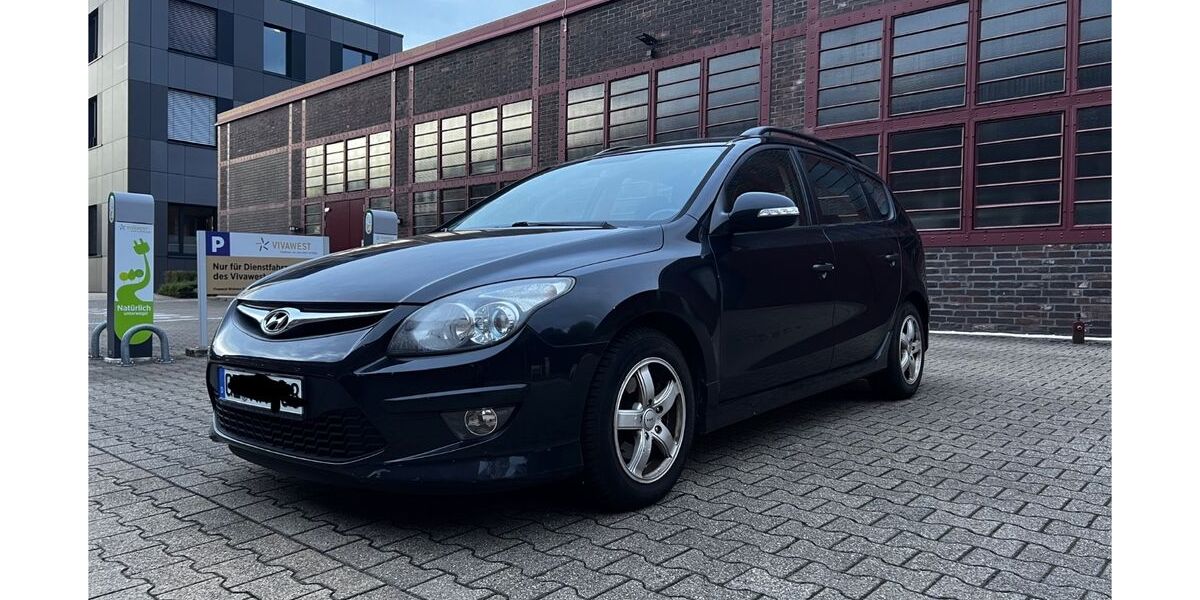 Hyundai i30 129.000 km 3.500 &euro; Gelsenkirchen 45899