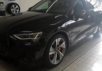 Audi e-tron 23.123 km 41.403 &euro; Hagen 58091