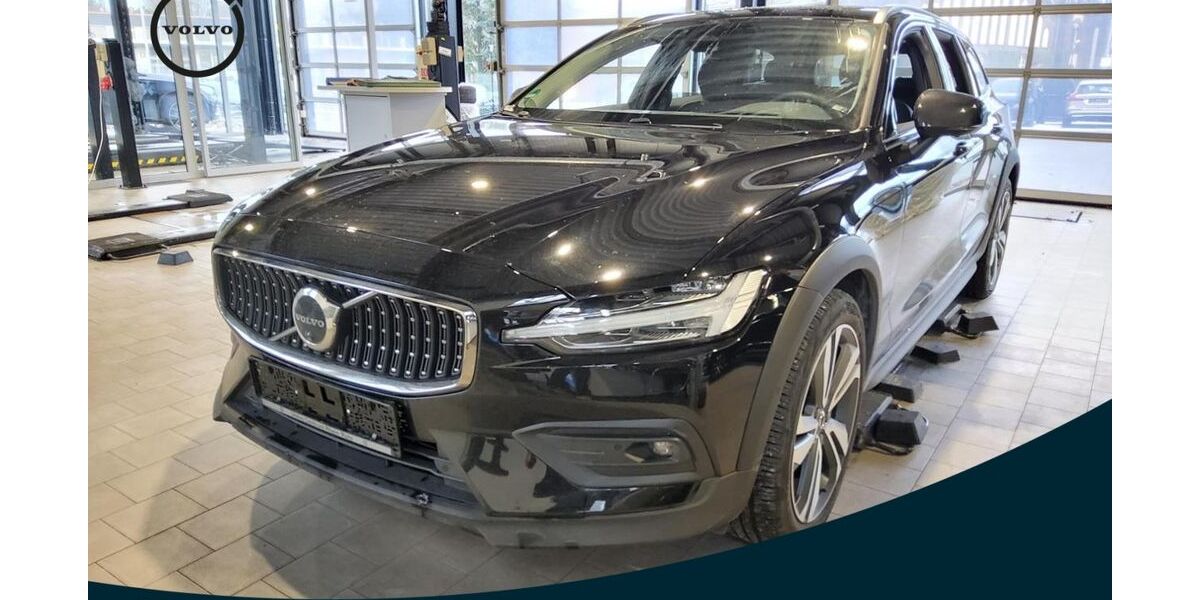 Volvo V60 Cross Country 12.040 km 42.850 &euro; Essen-Kray 45309