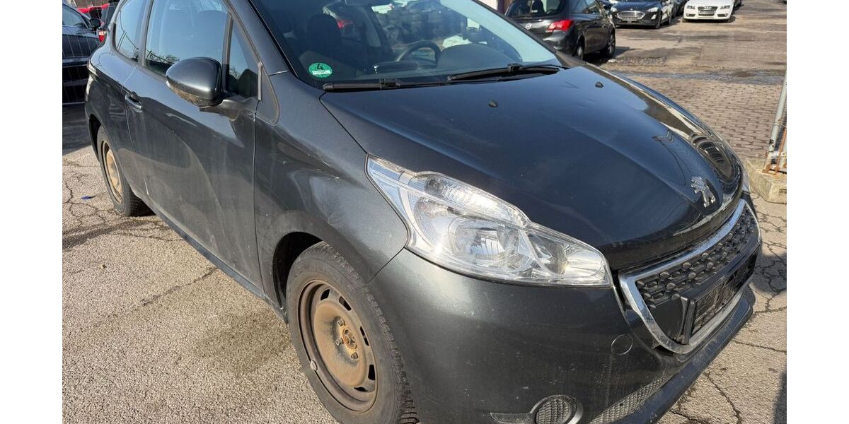 Peugeot 208 204.497 km 2.250 &euro; wuppertal 42285