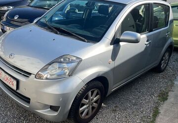 Daihatsu Sirion 145.000 km 2.950 &euro; Bochum 44795