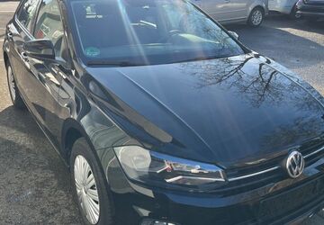 VW Polo 114.000 km 9.999 &euro; Recklinghausen 45663