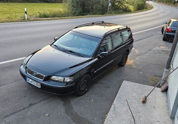 Volvo V70 385.000 km 1.900 &euro; Marl 45772