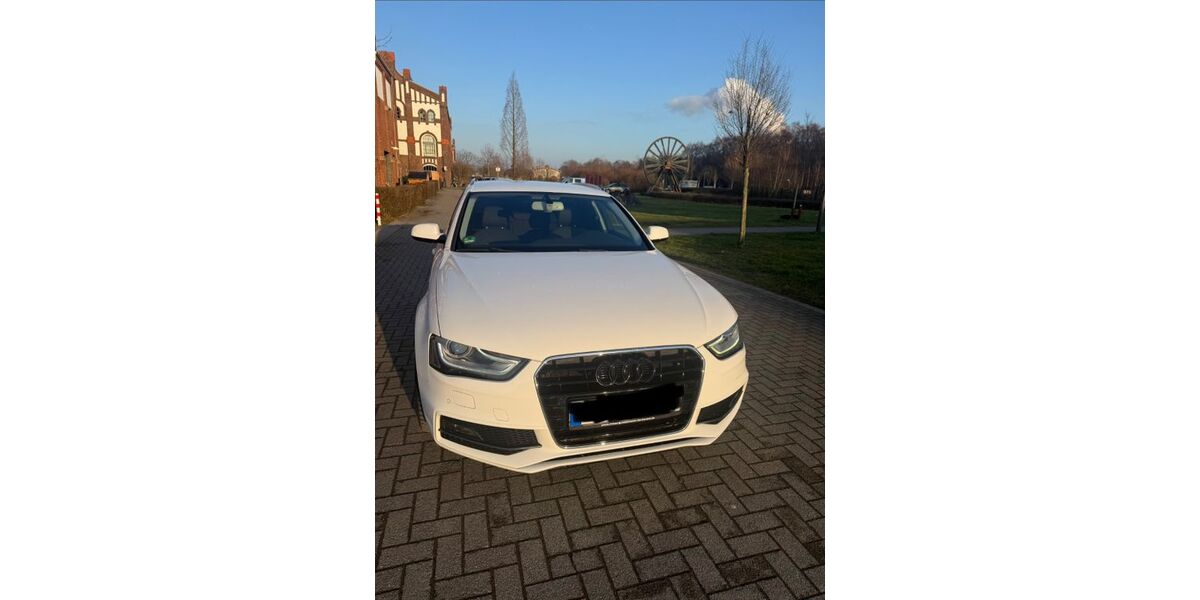 Audi A4 271.528 km 8.350 &euro; Waltrop 45731