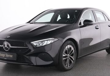 Mercedes-Benz A 180 19.938 km 28.485 &euro; Essen 45309
