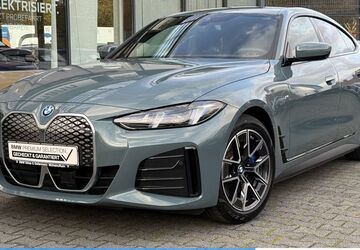BMW i4 23.396 km 48.440 &euro; Mülheim 45472
