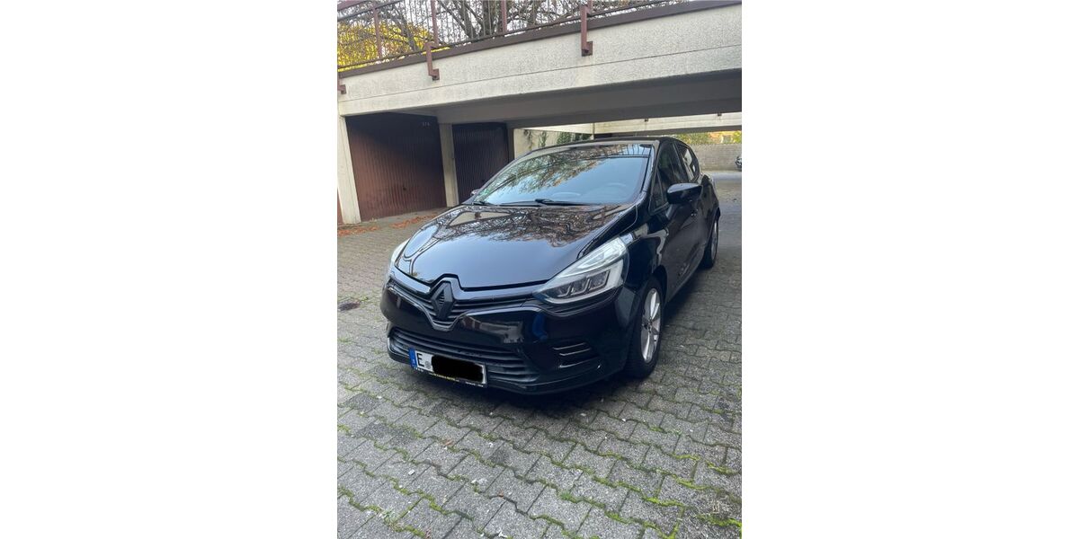 Renault Clio 75.000 km 7.990 &euro; Essen 45355