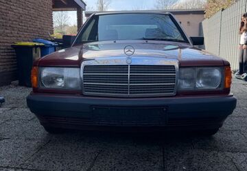 Mercedes-Benz 190 118.524 km 7.500 &euro; Essen 45355