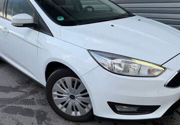 Ford Focus 96.055 km 10.250 &euro; Wuppertal 42285