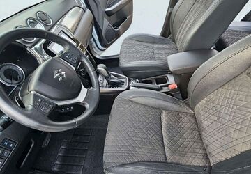 Suzuki Vitara 105.500 km 14.500 &euro; Gelsenkirchen 45897