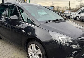 Opel Zafira 299.000 km 5.890 &euro; Bottrop 46238