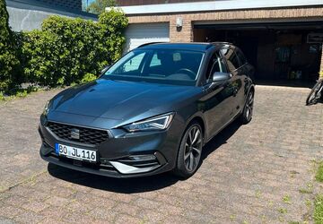 Seat Leon 8.800 km 22.000 &euro; Bochum 44791